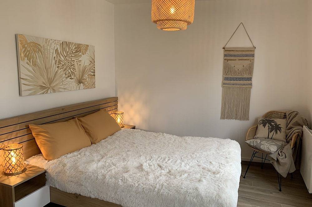 Appartement entier, Paris Charenton Logement chaleureux et fonctionnel in Charenton-le-Pont, Val-de-Marne