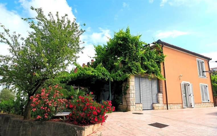 Ferienwohnung für 5 Personen, mit Terrasse und Garten, mit Haustier - 1