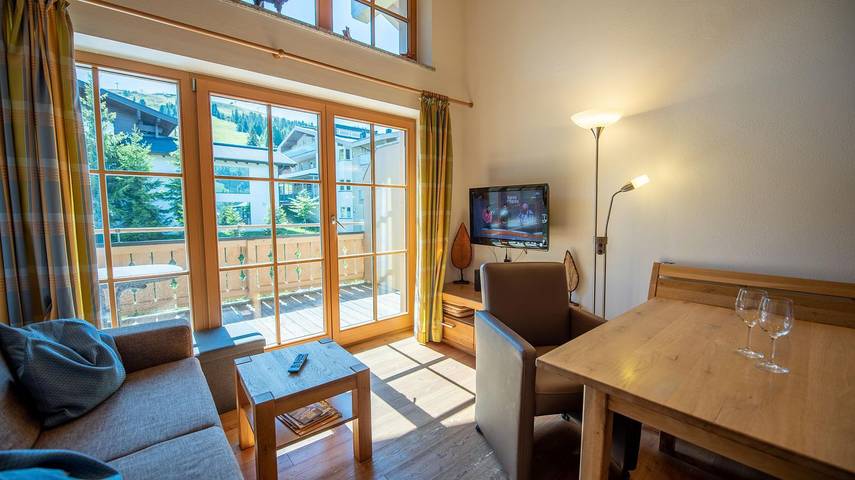 Ferienwohnung für 5 Personen, mit Balkon und Ausblick in Krimml - 2