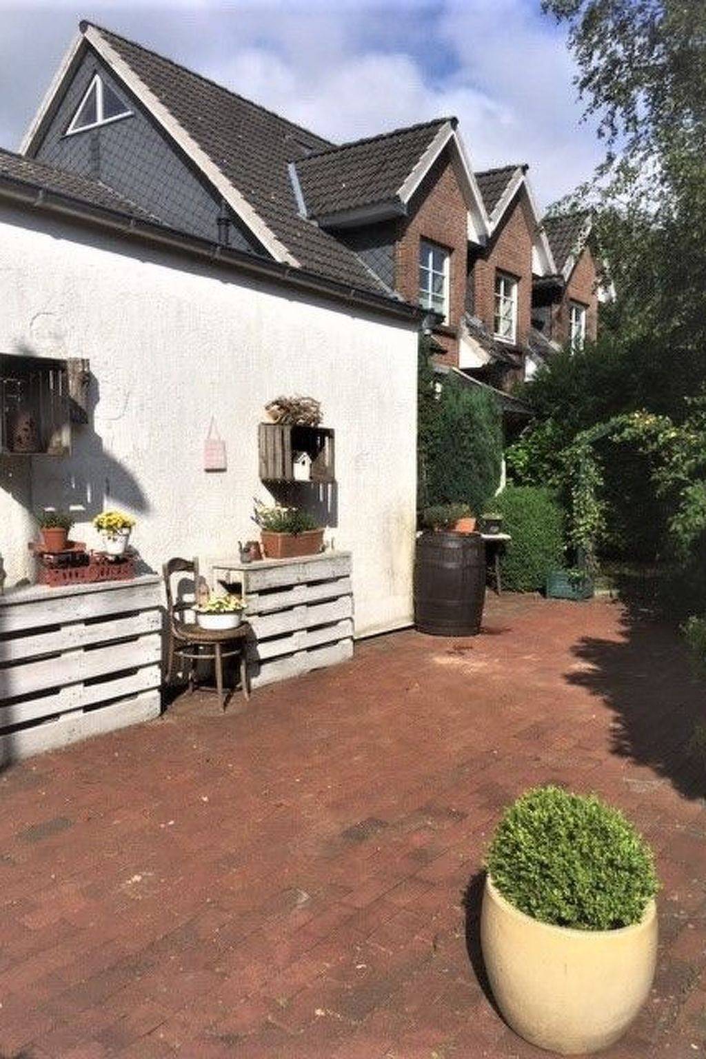 Ganze Wohnung, Modernisierte Ferienwohnung mit Balkon in Schuby, Schleswig & Umgebung