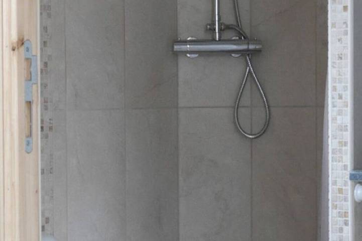 Gîte pour 2 personnes, avec terrasse et jardin à Saint-Léon-sur-Vézère - 3