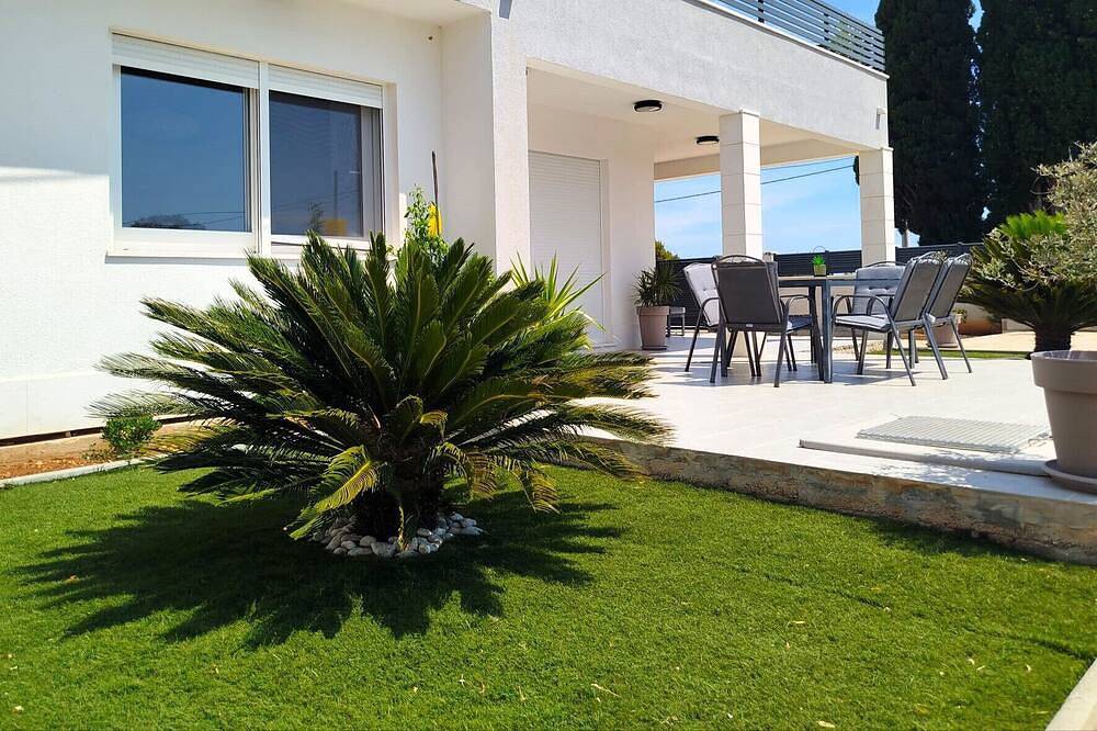 Casa vacanza a Općina Sućuraj a partire da 188€ a notte