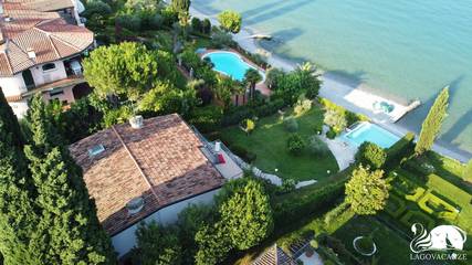 Ferienhaus für 9 Personen, mit Balkon und Garten sowie Seeblick in Padenghe sul Garda