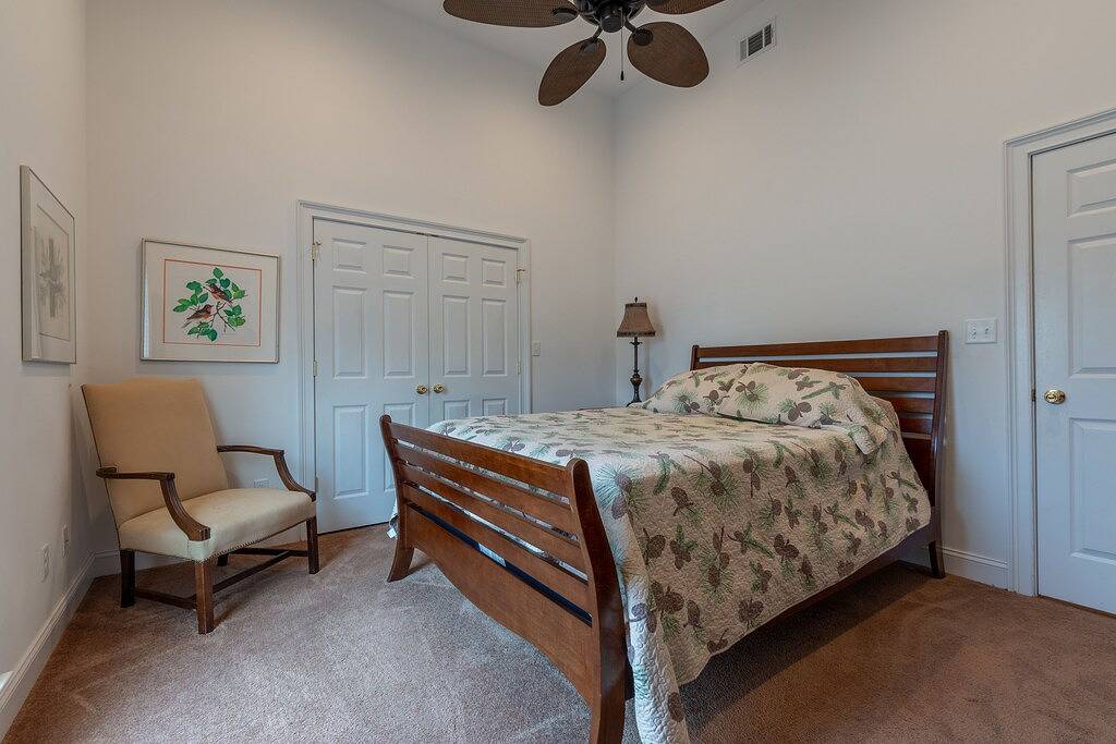 Villa for 28 Guests in Georgia, USA