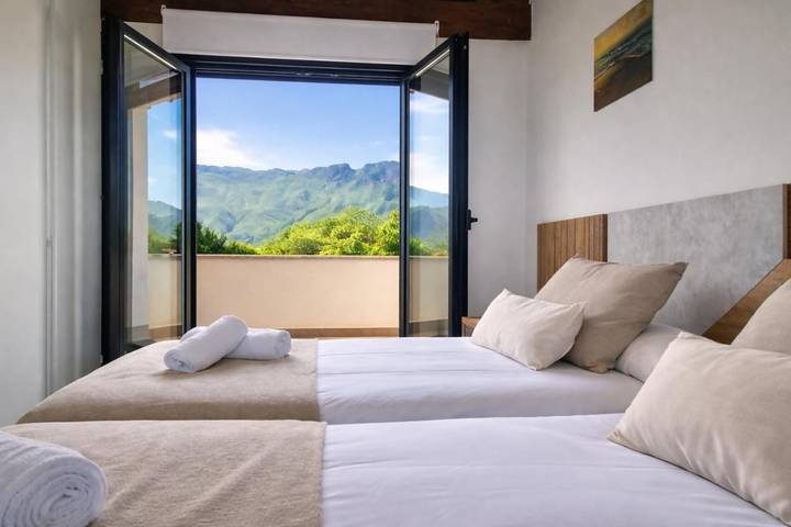 Chalet para 6 personas, con Balcón y Terraza además de Jardín y Vistas en Llanes - 4