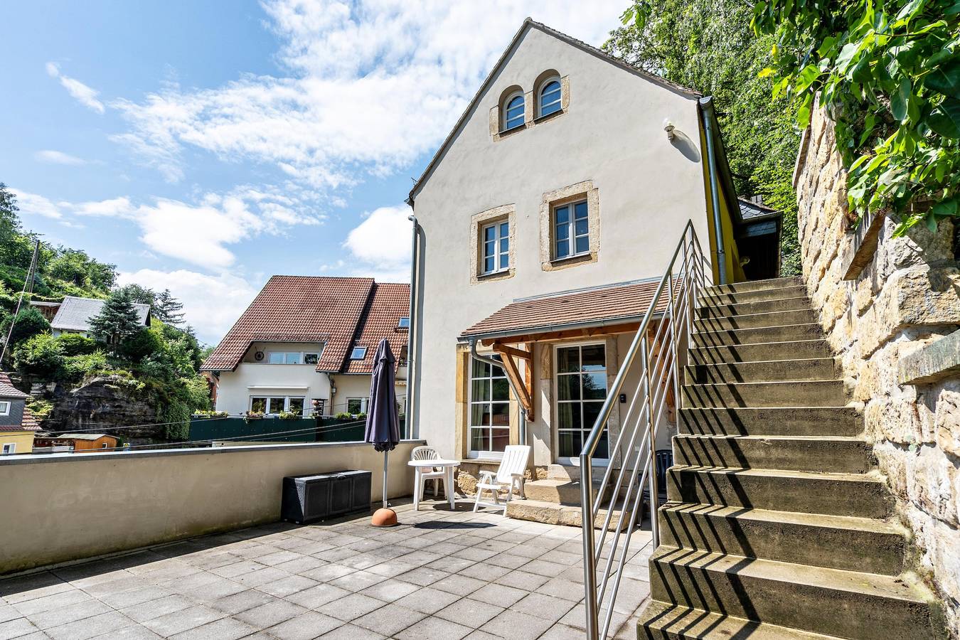 Ganze Wohnung, Ferienwohnung 'Wohnung Auf Dem Buschholz' mit Bergblick, privater Terrasse und Wlan in Stadt Wehlen, Wehlen