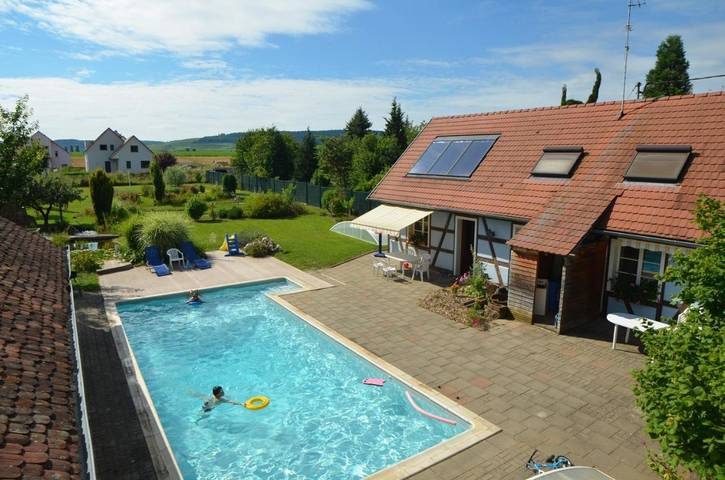 Maison de vacances pour 5 personnes, avec Terrasse et Jardin ainsi que Piscine et Vue