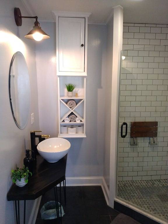 Ganze Wohnung, Enjoy a restful stay with fast internet, smart Tv and the company of your pet. in Litchfield County