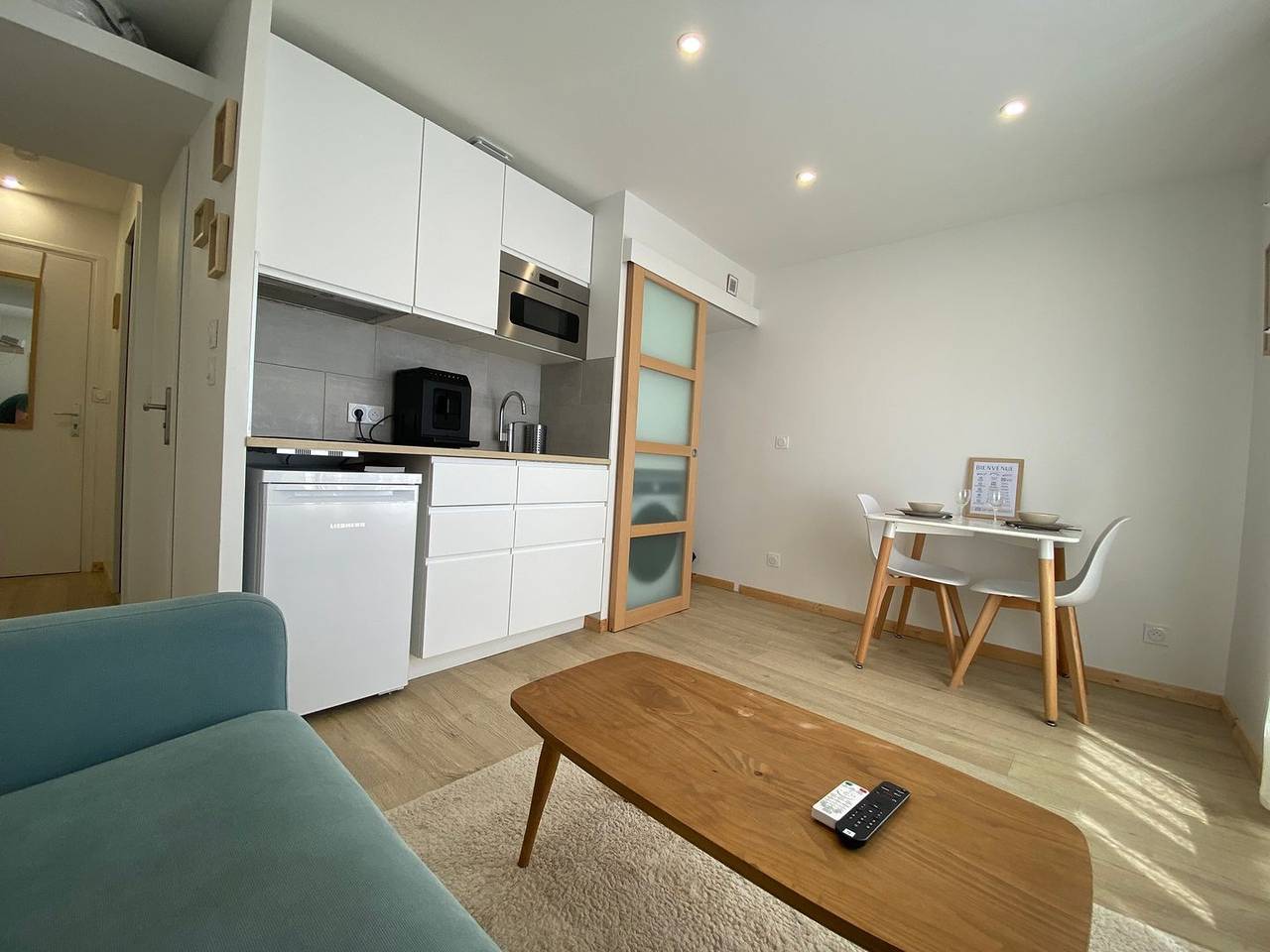 Appartement entier, Studio lumineux, Centre-ville et plages in Lorient, Côte des Mégalithes