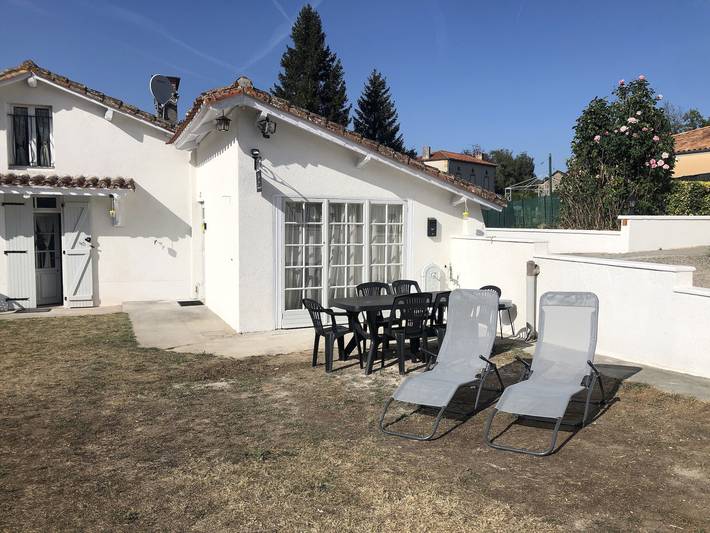 Gîte pour 6 personnes, animaux acceptés à Oradour-Fanais - 4