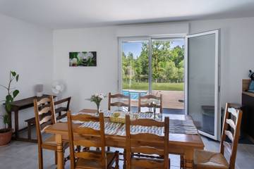 Ferienhaus für 8 Personen in Piégut-Pluviers, Nouvelle-Aquitaine, Bild 3