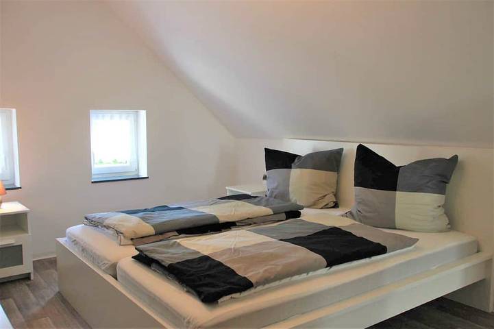 Ferienhaus für 12 Personen, mit Terrasse und Garten in Elsterheide - 2