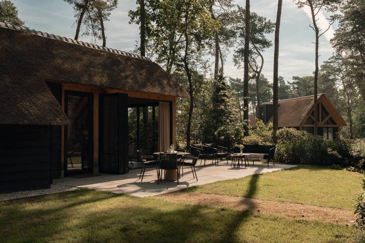Ferienhaus für 4 Personen, mit Balkon/Terrasse und Terrasse sowie Garten