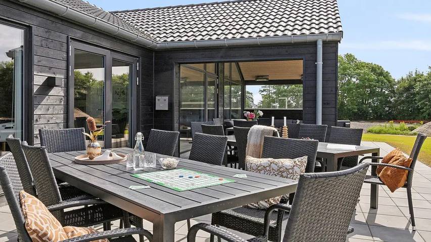 Ferienhaus für 21 Personen, mit Sauna und Whirlpool sowie Terrasse und Pool in Mommark - 3