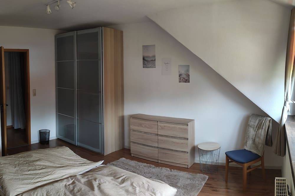 Ganze Wohnung, Apartment \"Krabbe\" in Ammerland, near the North Sea in a quiet location. in Rastede, Ammerland