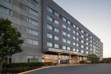 Hôtel pour 3 personnes, avec jacuzzi ainsi que piscine et terrasse à Montréal