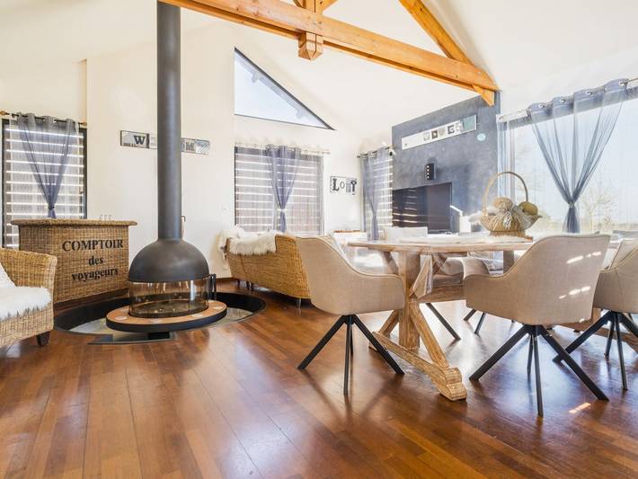 Gîte pour 6 personnes, avec terrasse ainsi que jacuzzi et piscine à Pannecé - 4