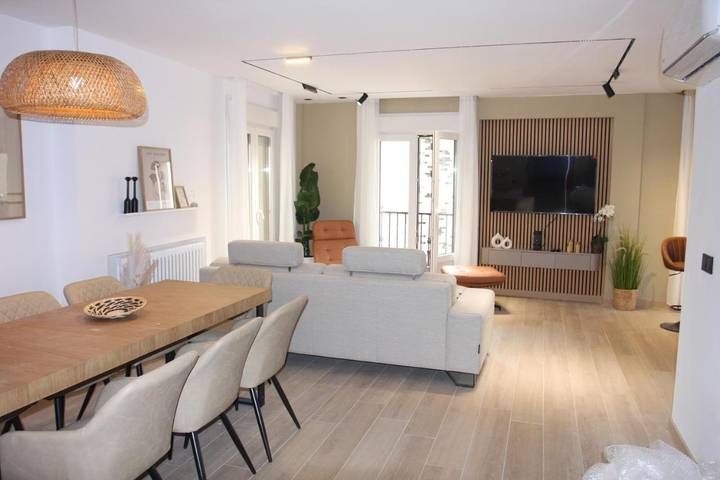 Gîte pour 8 personnes, avec vue et terrasse à Haro - 3