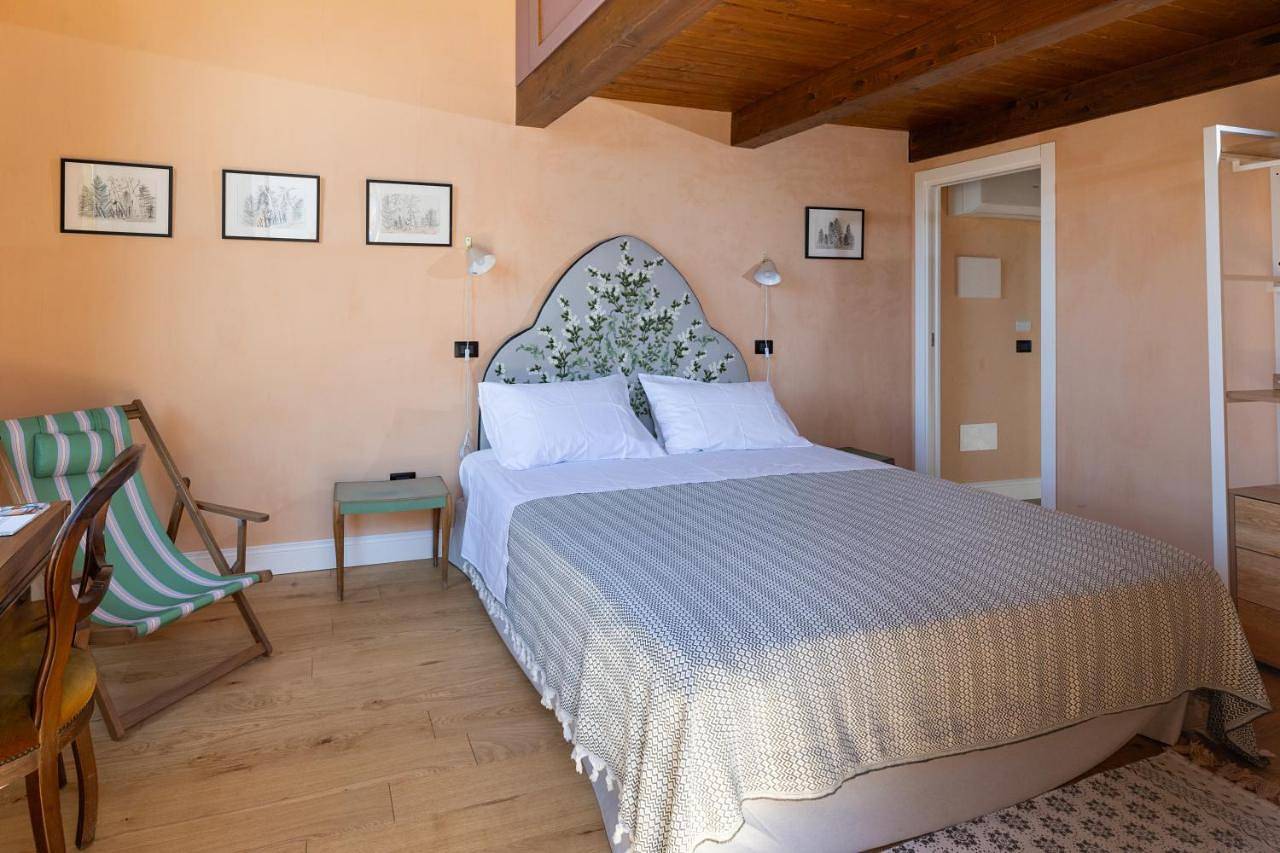 Three-Bedroom House in Linguaglossa, Etna