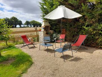 Chambre d’hôte pour 3 personnes, avec jardin à Plougar