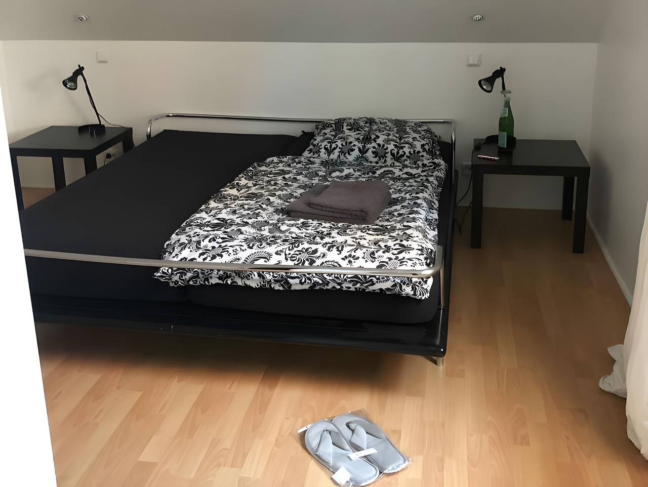 Entire apartment, Holiday Apartment (1st Floor) for up to 2 Guests in Laatzen, Hanover Region