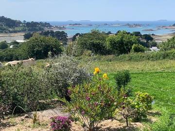 Gîte pour 6 personnes, avec vue ainsi que balcon et jardin dans Buguélès