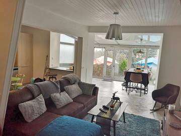 Location de vacances pour 8 personnes, avec terrasse à Saint-Leu-la-Forêt