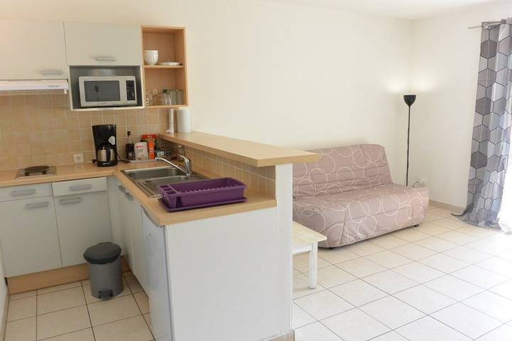 Gîte pour 4 personnes, avec terrasse et piscine, adapté aux familles à Sari-Solenzara - 4