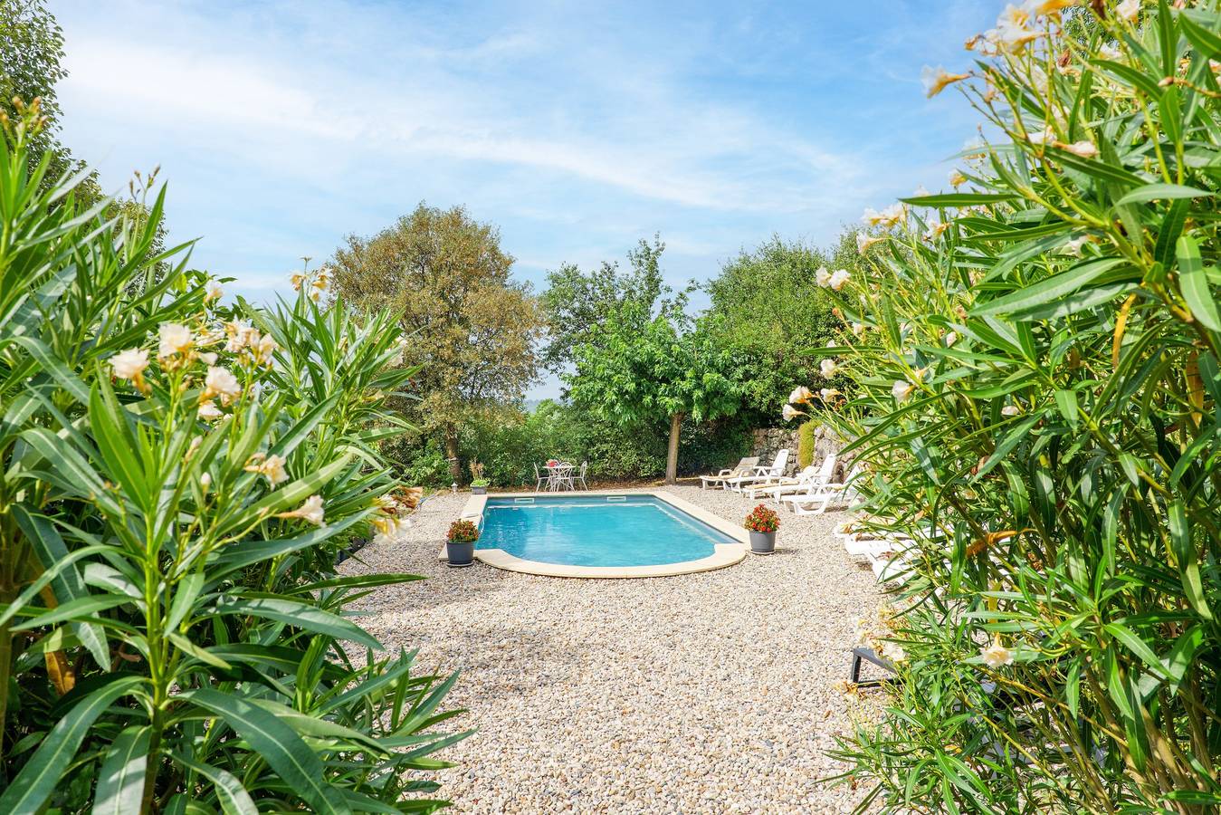 Gîte « Du Mas St Esprit » avec piscine, Wi-Fi et climatisation in Parc naturel régional des Monts d'Ardèche