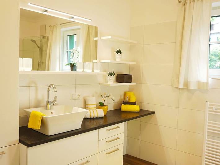 Ganze Ferienwohnung, Villa Eisl-Raudaschl - Gartenwohnung in Bezirk Salzburg-Umgebung