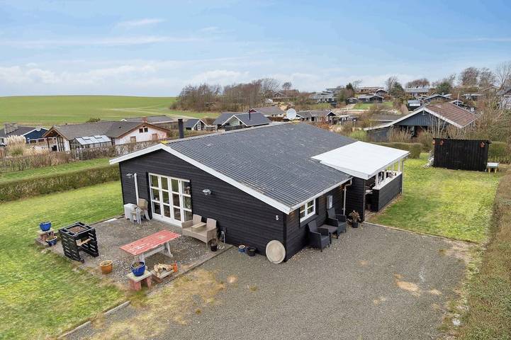 Ferienhaus für 4 Personen, mit Garten und Terrasse in Eskov Strandpark