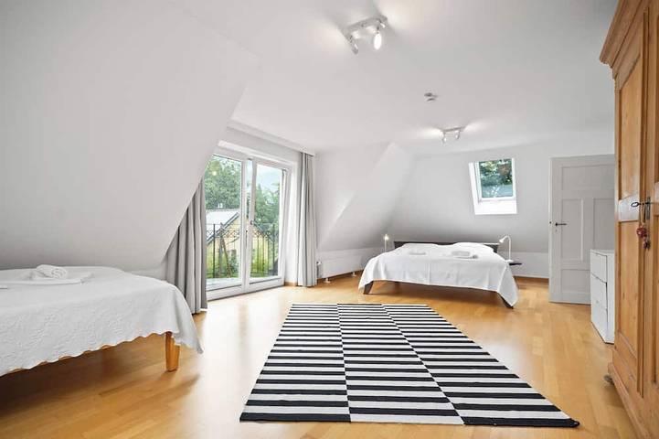 Villa für 10 Personen, mit Garten in München - 2