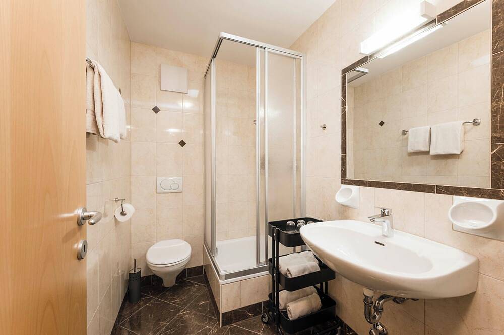 Ganze Wohnung, Weinberg Apartments mit Brixen Südtirol Guest Pass und herrlicher Aussicht in Raas, Natz-Schabs