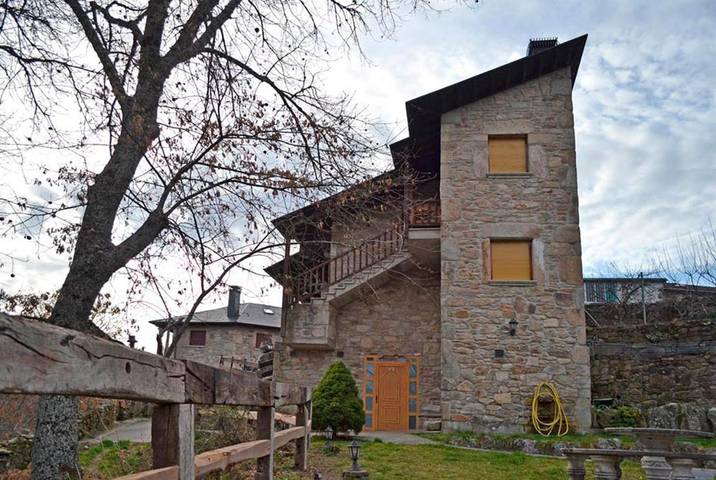 Casa rural para 3 personas, con vistas y jardín, Familias con niños en Sanabria (Zamora) - 2