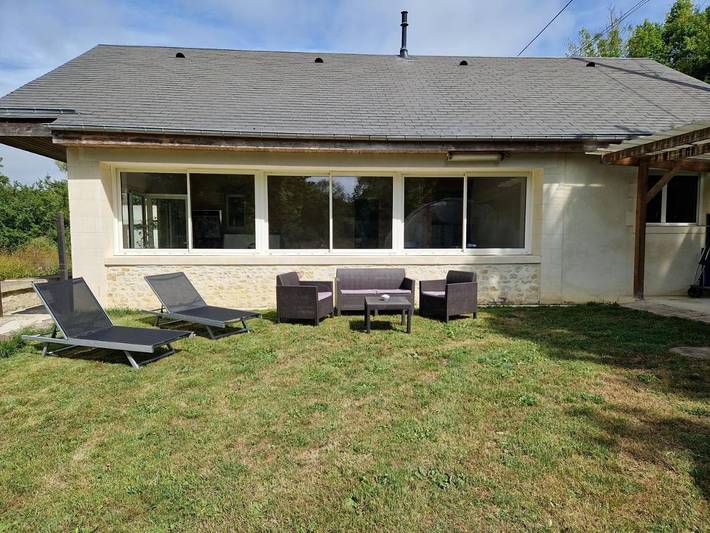 Location de vacances pour 6 personnes, avec jardin à Saint-Loup-Hors