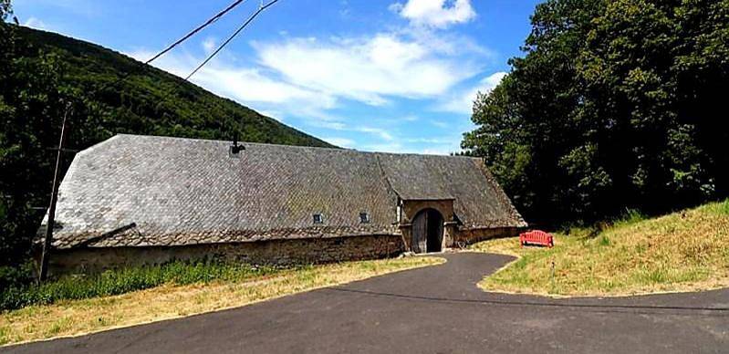 Location de vacances pour 4 personnes, avec Terrasse ainsi que Jardin et Vue dans Le Vaulmier