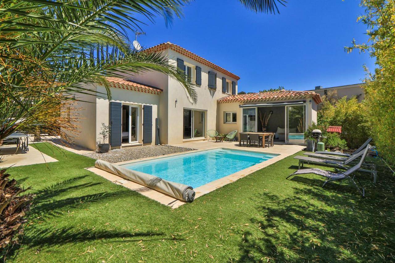 Homelly- Villa à 200m de la Mer in La Ciotat, Marseille en omgeving