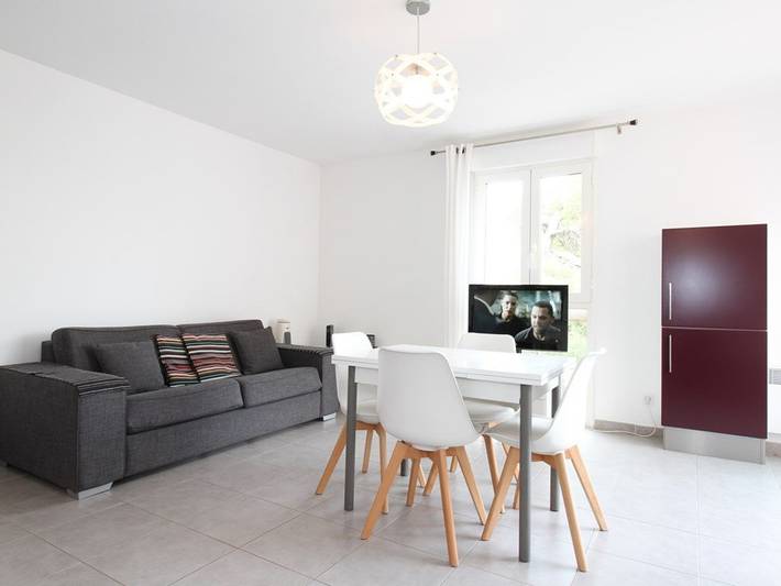 Gîte pour 2 personnes, avec terrasse dans Thermes Athéna - 2