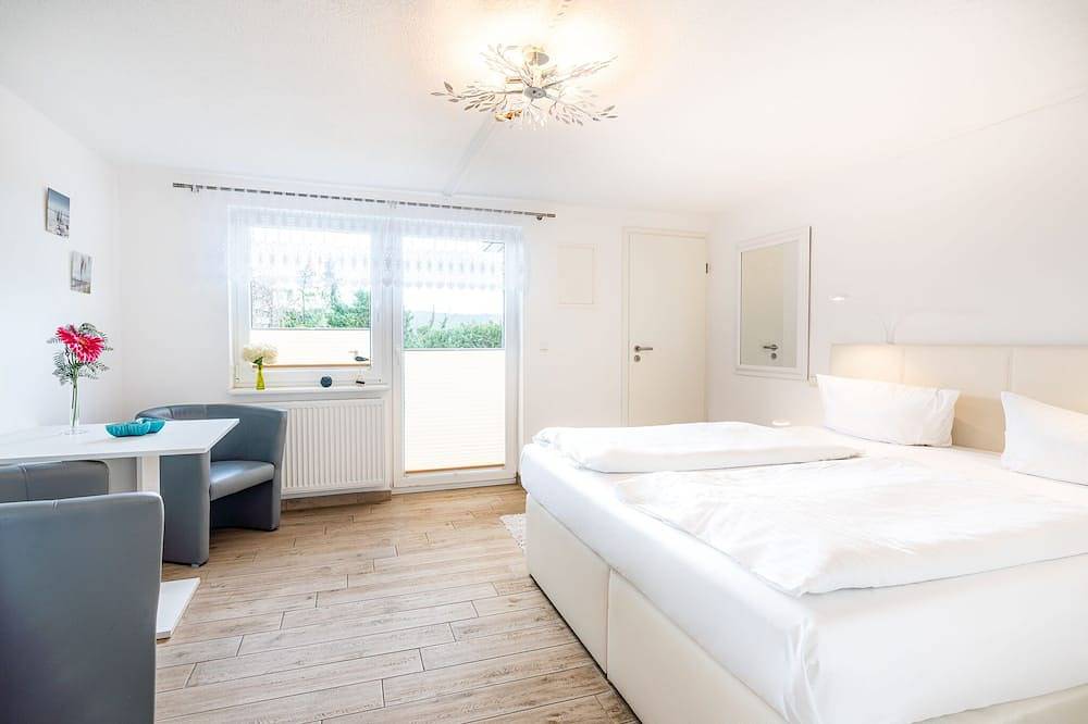 Ganze Wohnung, Ferienwohnung in traumhaft, ruhiger Lage in Drei Kaiserbäder, Heringsdorf