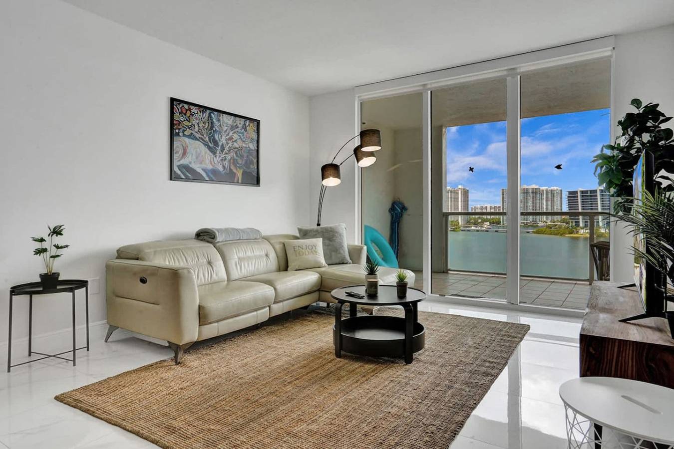 Entire apartment, Marina bay  sunny isles 1005 in Sunny Isles Beach, Florida