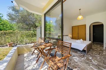 Studio voor 2 Personen in Corfu, Griekenland, Afbeelding 2