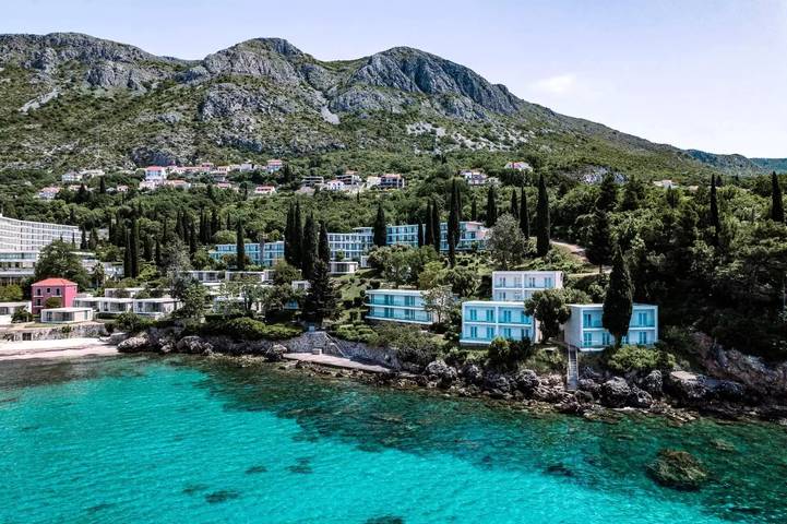 Ferienwohnung für 3 Personen, mit Pool und Balkon - 1