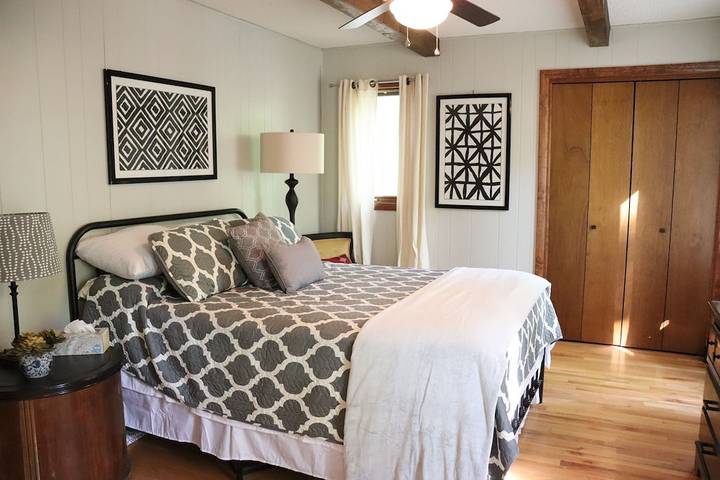 Ferienhaus für 8 Personen, mit Terrasse und Pool - 1