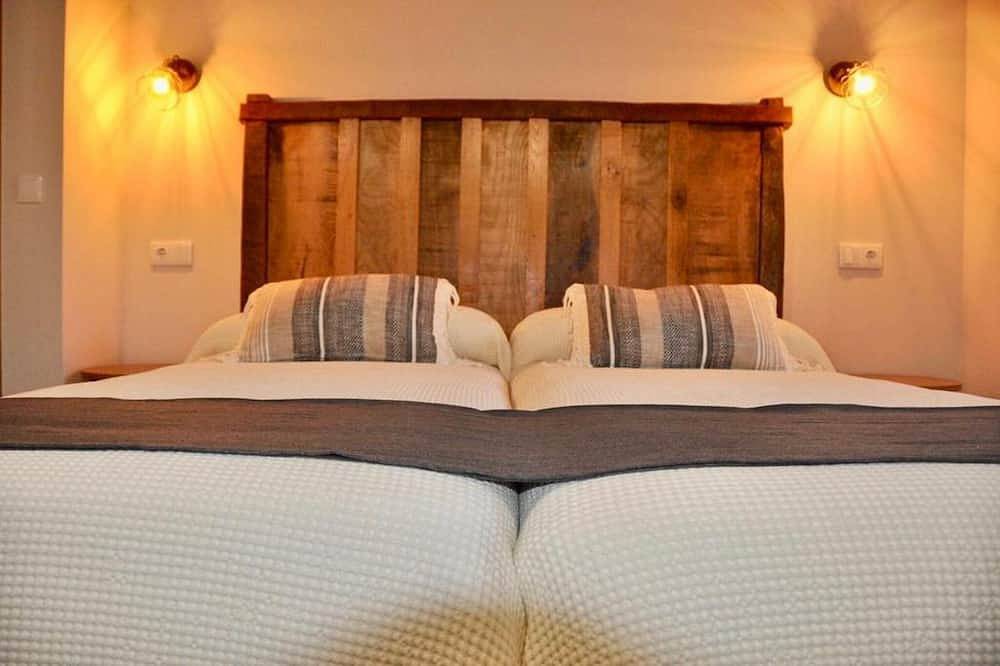 Ganze Wohnung, La Ventana de Mogrovejo Apartment für 4 Personen in Camaleño, Cordillera Cantábrica