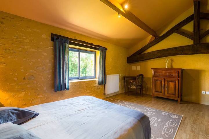 Location de vacances pour 6 personnes, avec piscine ainsi que terrasse et jardin, animaux acceptés à Salles-de-Belvès - 4