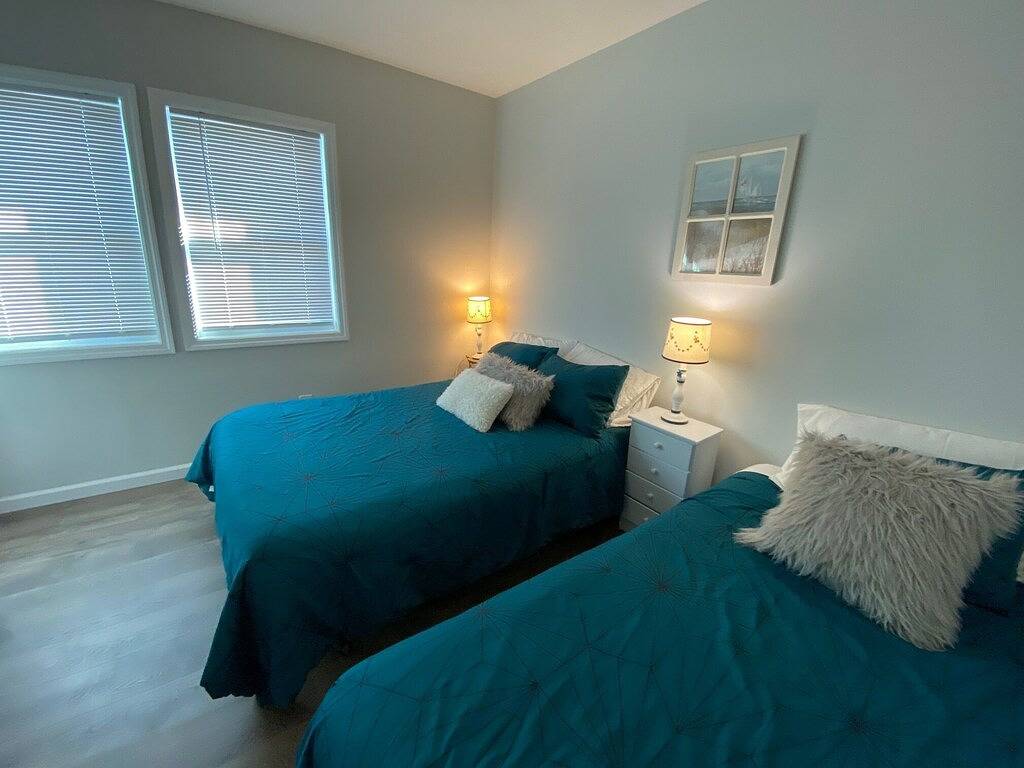 Charming 4bedroom 2nd Floor Beach House - 1.5 blocks to the beach in Long Branch, Monmouth County