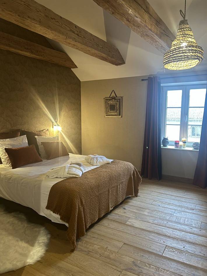 Chambre d’hôte pour 2 personnes, avec sauna ainsi que jardin et jacuzzi