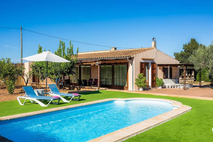 Finca für 4 Personen, mit Garten in Algaida
