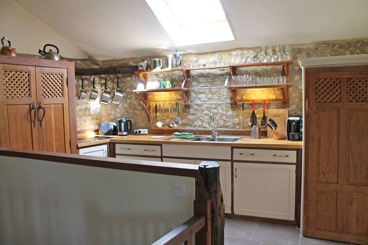 Gîte pour 8 personnes, avec Piscine à Pillac - 2