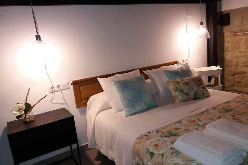 Viña Las Olivas. Casa totalmente independiente situada en Andujar. in Andújar, Sierra Morena